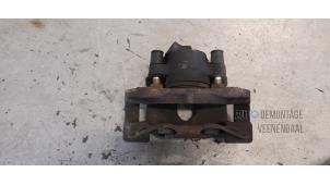 Used Front brake calliper, right BMW 3 serie Compact (E46/5) 316ti 16V Price € 24,00 Margin scheme offered by Autodemontage Veenendaal BV