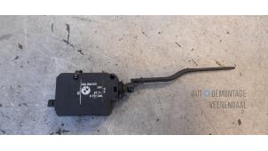 Used Tank flap lock motor BMW 3 serie Compact (E46/5) 316ti 16V Price € 13,00 Margin scheme offered by Autodemontage Veenendaal BV