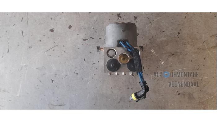 Usagé Bloc ABS Saab 9-3 I (YS3D) 2.0t 16V Ecopower Prix € 66,00 Règlement à la marge proposé par Autodeleninkleur