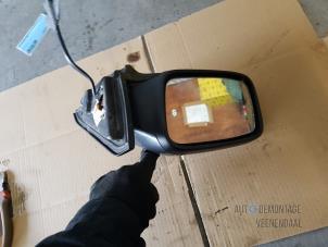 Used Wing mirror, left Volvo V40 (VW) 2.0 16V Price € 13,00 Margin scheme offered by Autodemontage Veenendaal BV