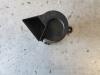 Horn from a Seat Ibiza III (6L1), 2002 / 2009 1.4 16V 75, Hatchback, Petrol, 1.390cc, 55kW (75pk), FWD, BBY, 2002-02 / 2008-05, 6L1 2003