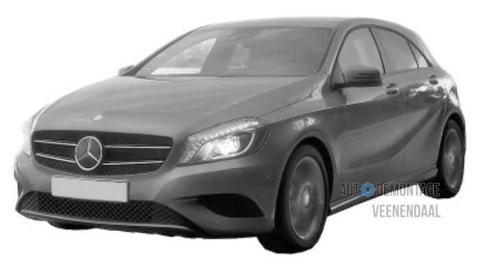 Nowe Przód kompletny Mercedes A (W176) Cena € 1.694,00 Z VAT oferowane przez Autodeleninkleur