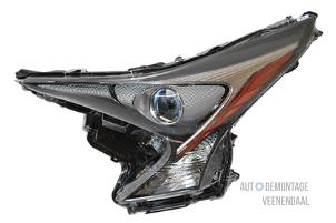 New Headlight, left Toyota Prius (ZVW5) Price € 344,85 Inclusive VAT offered by Autodemontage Veenendaal BV