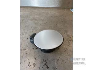 New Tank cap cover Volkswagen Polo V (6R) Price € 96,80 Inclusive VAT offered by Autodemontage Veenendaal BV