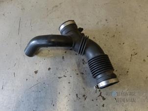 Used Air intake hose Renault Scénic II (JM) 1.6 16V Price on request offered by Autodemontage Veenendaal BV