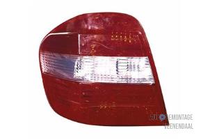 New Taillight, left Mercedes ML II (164/4JG) Price € 91,96 Inclusive VAT offered by Autodemontage Veenendaal BV