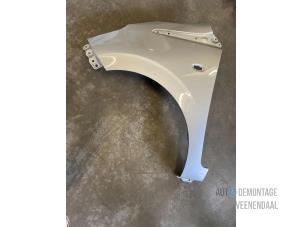 New Front wing, left Peugeot 108 Price € 330,33 Inclusive VAT offered by Autodemontage Veenendaal BV