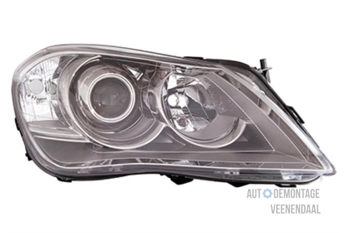 Nowe Reflektor prawy Suzuki Kizashi (FRE/FRF) Cena € 155,79 Z VAT oferowane przez Autodeleninkleur