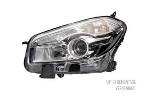 New Headlight, left Nissan Qashqai (J10) Price € 117,37 Inclusive VAT offered by Autodemontage Veenendaal BV