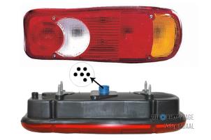 Nowe Tylne swiatlo pozycyjne prawe Peugeot Traveller Cena € 52,03 Z VAT oferowane przez Autodemontage Veenendaal BV