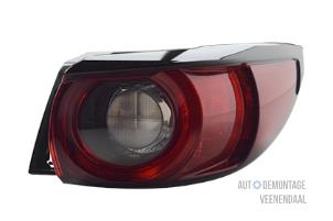Nowe Tylne swiatlo pozycyjne prawe Mazda CX-5 (KF) Cena € 181,50 Z VAT oferowane przez Autodemontage Veenendaal BV