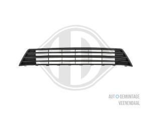 Nowe Grill Volkswagen Caddy IV Cena € 43,56 Z VAT oferowane przez Autodemontage Veenendaal BV
