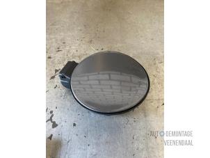 New Tank cap cover Volkswagen Polo V (6R) Price € 145,20 Inclusive VAT offered by Autodemontage Veenendaal BV