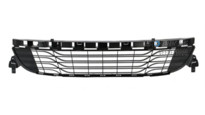 Nowe Grill Renault Megane III Berline (BZ) Cena € 36,30 Z VAT oferowane przez Autodeleninkleur