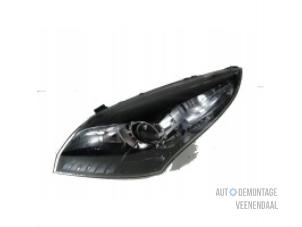 New Headlight, left Renault Megane III Berline (BZ) Price € 558,11 Inclusive VAT offered by Autodemontage Veenendaal BV