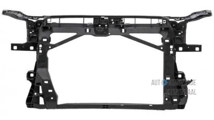 Nya Front Audi A3 Limousine (8VS/8VM) Pris € 281,33 Inklusive moms erbjuds av Autodeleninkleur
