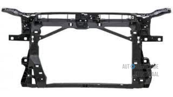 Nya Front Audi A3 Limousine (8VS/8VM) Pris € 281,33 Inklusive moms erbjuds av Autodeleninkleur