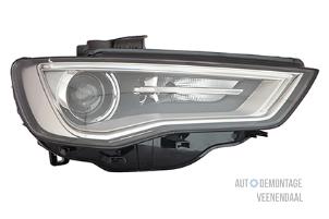 New Headlight, right Audi A3 Limousine (8VS/8VM) Price € 337,29 Inclusive VAT offered by Autodemontage Veenendaal BV
