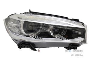 New Headlight, right BMW X5 (F15) Price € 709,36 Inclusive VAT offered by Autodemontage Veenendaal BV