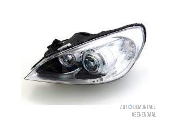 Headlight, left from a Volvo V60 I (FW/GW)  2010