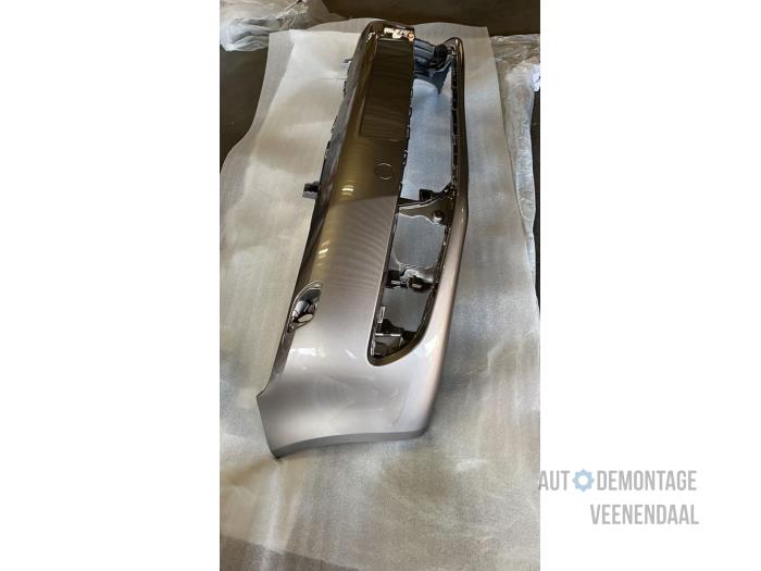 Front bumper from a Volkswagen Golf Plus (5M1/1KP)  2012