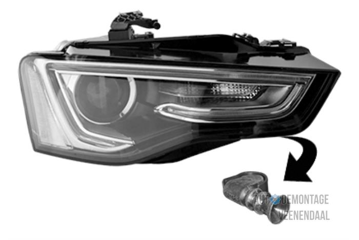 Headlight, right from a Audi A5 Sportback (8TA) 1.8 TFSI 16V 2011