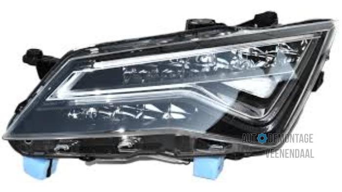 Nowe Reflektor prawy Seat Ateca (5FPX) 1.0 TSI 12V Cena € 1.237,06 Z VAT oferowane przez Autodeleninkleur