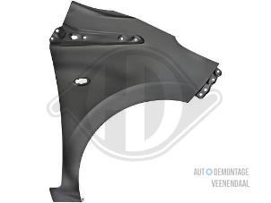 New Front wing, right Peugeot 108 Price € 169,40 Inclusive VAT offered by Autodemontage Veenendaal BV
