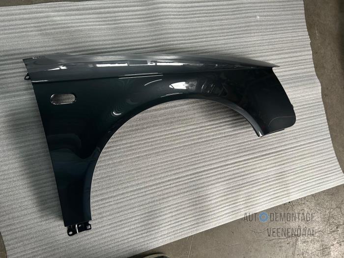 Bavette Pare-boue Intérieure Aile Avant Droit - Référence 8L0821172B / 63014487 - Neuf - Marque AutoiCenter