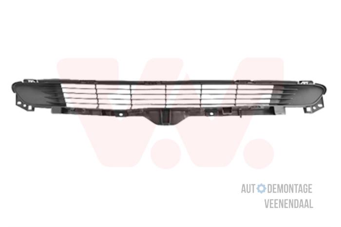 Nowe Grill Tesla Model 3 Standard RWD Plus, Long Range RWD Cena € 36,30 Z VAT oferowane przez Autodeleninkleur