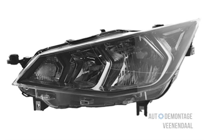 Nowe Reflektor lewy Seat Arona (KJX) 1.0 TGI 12V Cena € 205,70 Z VAT oferowane przez Autodeleninkleur