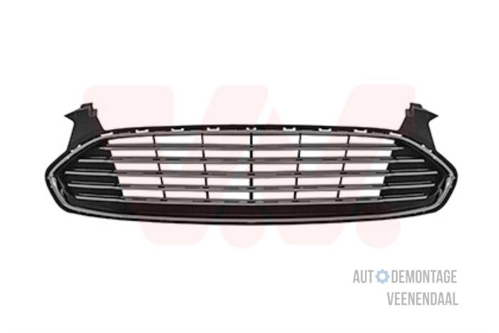 Nowe Grill Ford Mondeo V Cena € 113,14 Z VAT oferowane przez Autodeleninkleur