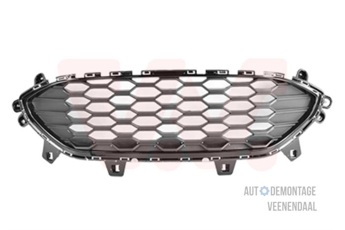 Nya Grill Ford Kuga III (DFK) Pris € 173,03 Inklusive moms erbjuds av Autodeleninkleur