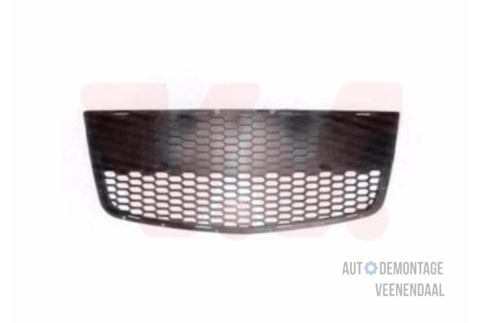 Nowe Grill Chevrolet Aveo (250) Cena € 66,55 Z VAT oferowane przez Autodeleninkleur