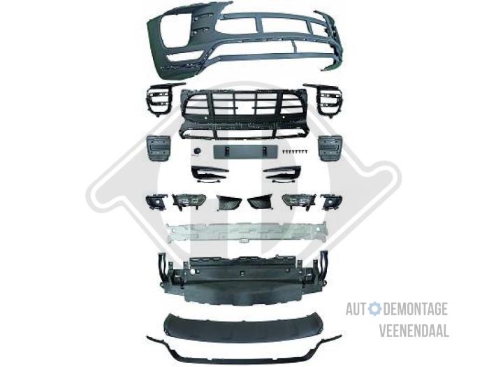 Nuevos Parachoques Porsche Macan (95B) Precio € 1.597,20 IVA incluido ofrecido por Autodeleninkleur