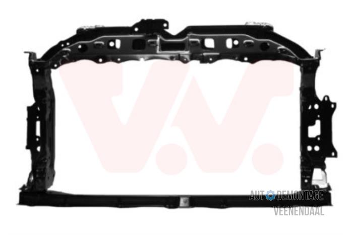 Nya Front Toyota Yaris II (P9) Pris € 90,75 Inklusive moms erbjuds av Autodeleninkleur