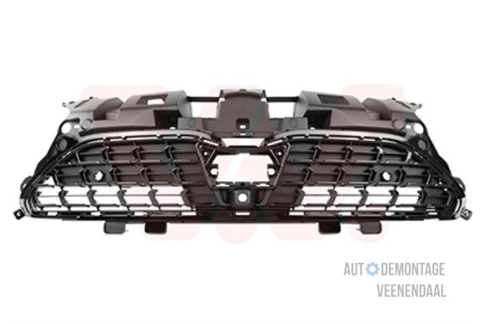 Nya Grill Toyota Yaris Cross (PB1/PJ1) Pris € 205,70 Inklusive moms erbjuds av Autodeleninkleur