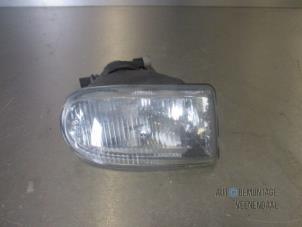 Used Fog light, front right Renault Megane Scénic (JA) 1.6 RT Price € 15,75 Margin scheme offered by Autodemontage Veenendaal BV