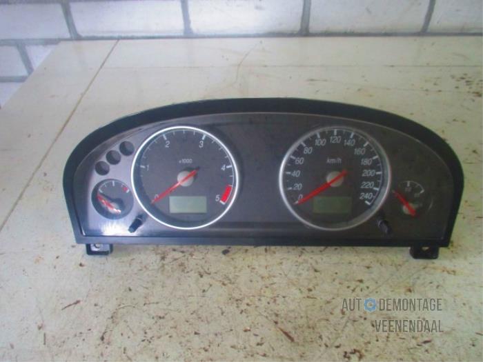 Used Interior display Ford Mondeo II Wagon 2.0i 16V Price € 25,00 Margin scheme offered by Autodeleninkleur