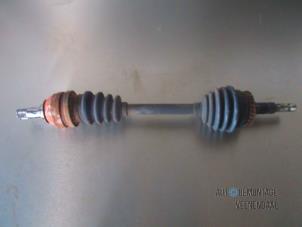 Used Front drive shaft, left Opel Vectra B (36) 1.6 16V Ecotec Price € 16,80 Margin scheme offered by Autodemontage Veenendaal BV