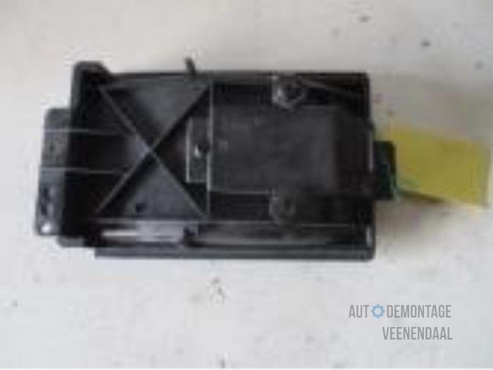 Heater resistor from a Volkswagen Polo III (6N2) 1.4 TDI 2000