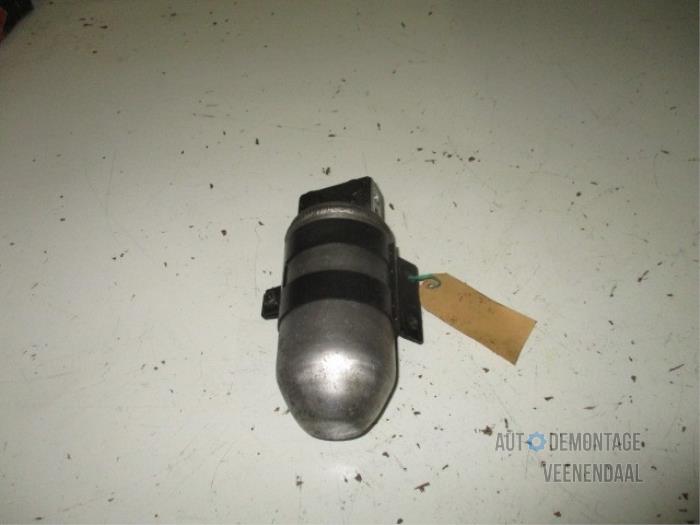 Begagnade Kondensor, luftkonditionering Saab 9-3 I (YS3D) 2.0 S Turbo 16V Pris € 33,00 Marginaltabell erbjuds av Autodeleninkleur