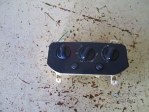 Used Heater control panel Renault Clio II (BB/CB) 1.2 Price € 12,60 Margin scheme offered by Autodemontage Veenendaal BV