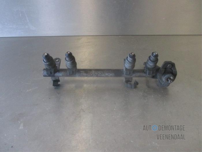 Usagé Système d'injection Skoda Felicia II (6U1) 1.3 Prix € 27,50 Règlement à la marge proposé par Autodeleninkleur