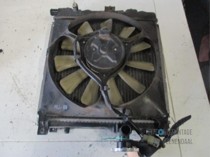 Usagé Radiateur Suzuki Wagon-R+ (SR) 1.2 16V Prix € 31,90 Règlement à la marge proposé par Autodeleninkleur