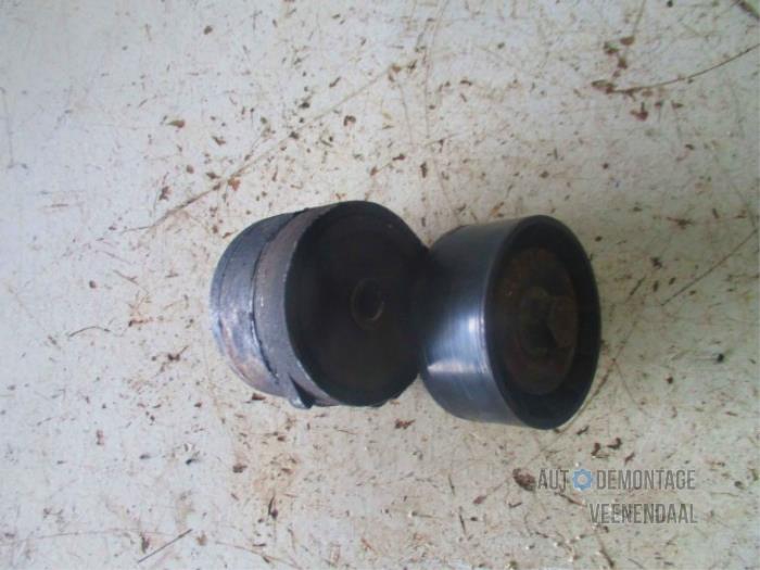 Usados Rodillo tensor correa múltiple Alfa Romeo 156 Sportwagon (932) 2.0 JTS 16V Precio € 22,00 Norma de margen ofrecido por Autodeleninkleur
