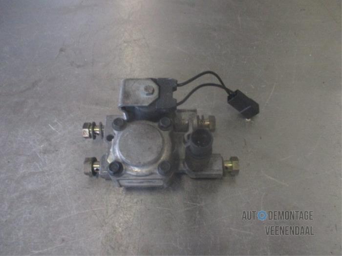 Usados Módulo LPI Volvo S80 (TR/TS) 2.4 SE 20V 170 Precio € 110,00 Norma de margen ofrecido por Autodeleninkleur