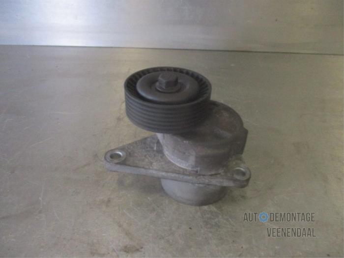 Usados Rodillo tensor correa múltiple Volvo S80 (TR/TS) 2.4 SE 20V 170 Precio € 27,50 Norma de margen ofrecido por Autodeleninkleur