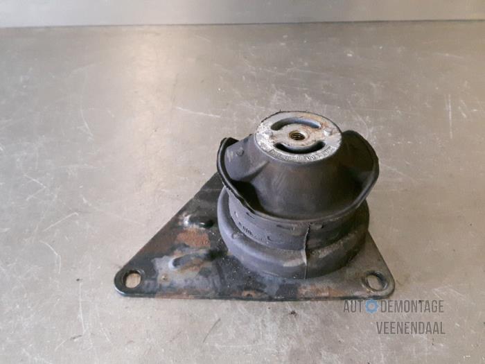 Used Engine mount Volkswagen Lupo (6X1) 1.4 60 Price € 15,40 Margin scheme offered by Autodeleninkleur