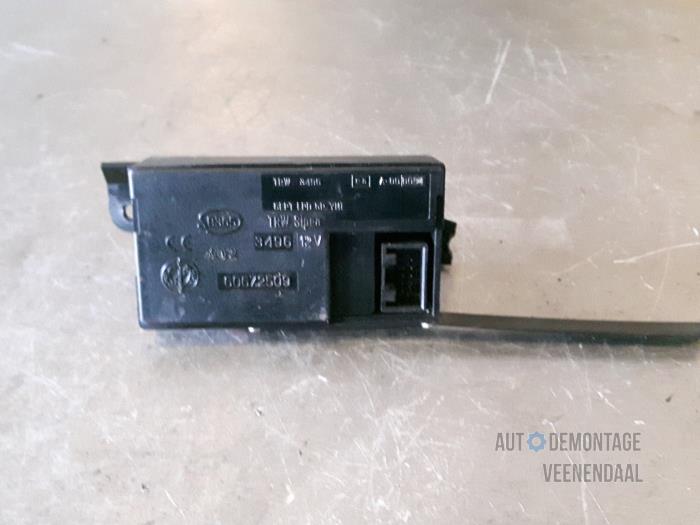 Begagnade PDC-modul Alfa Romeo 166 2.4 JTD Pris € 44,00 Marginaltabell erbjuds av Autodeleninkleur